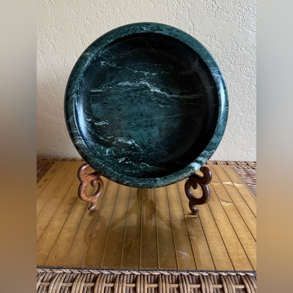 Carrera marble bowl/dish decoration, serving deep green made in Italy